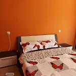 Holiday home La Botezatu *