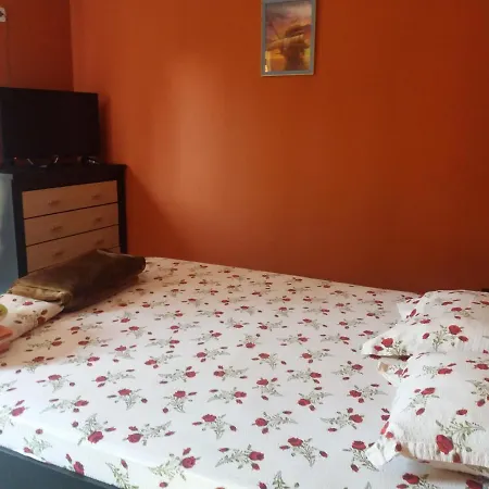 La Botezatu טוזלה